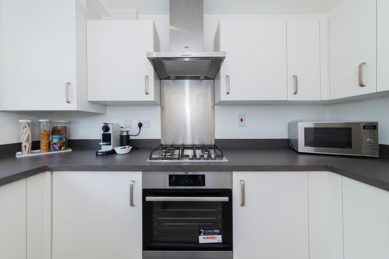 Greenfield Modern 3Br Home - Southcote Lane , Reading Exteriör bild
