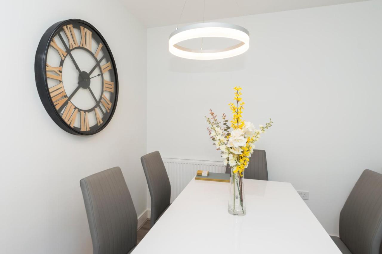 Greenfield Modern 3Br Home - Southcote Lane , Reading Exteriör bild