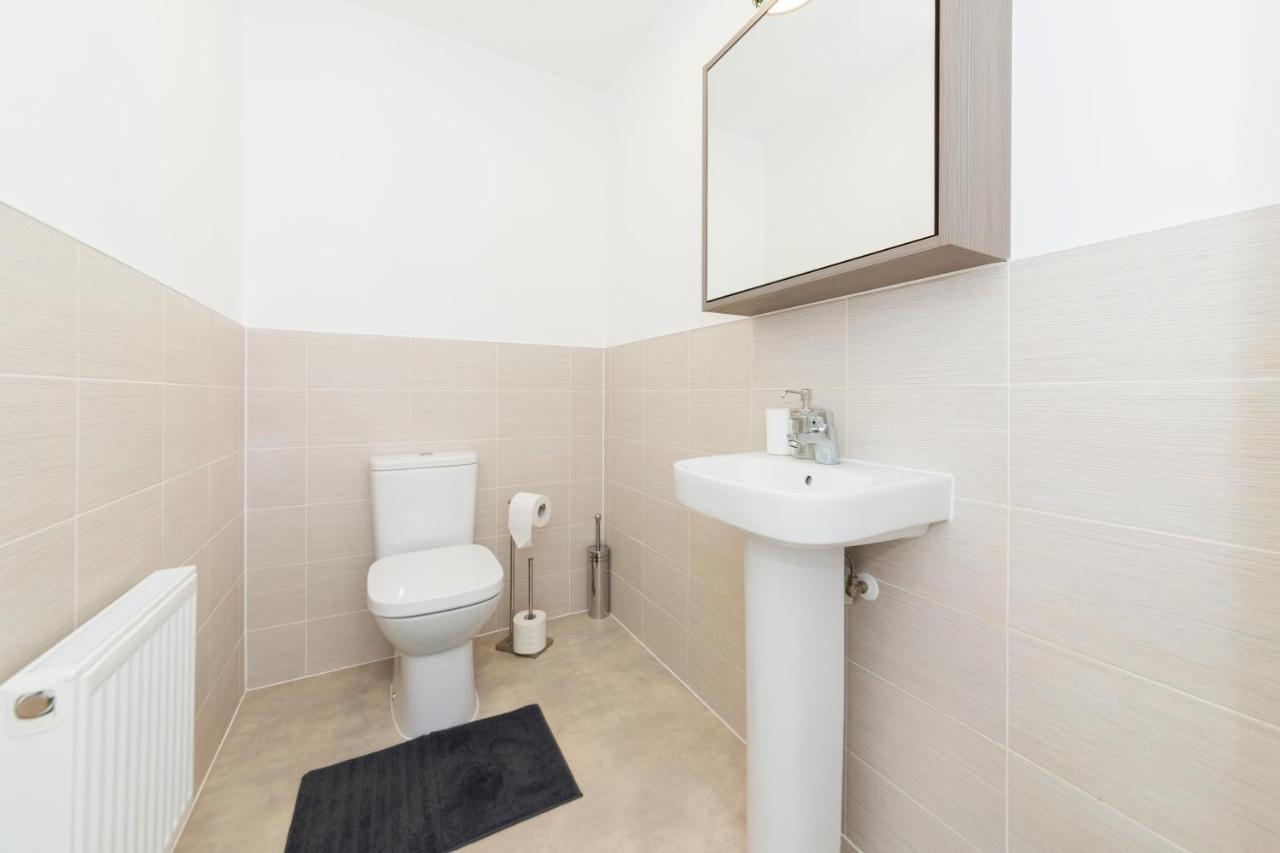 Greenfield Modern 3Br Home - Southcote Lane , Reading Exteriör bild