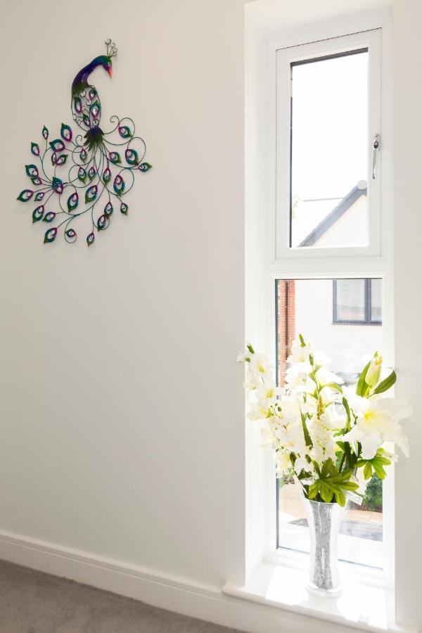 Greenfield Modern 3Br Home - Southcote Lane , Reading Exteriör bild