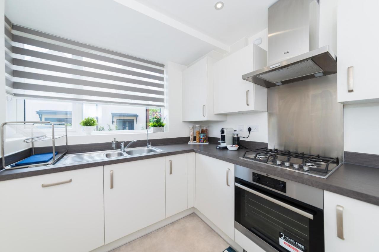 Greenfield Modern 3Br Home - Southcote Lane , Reading Exteriör bild