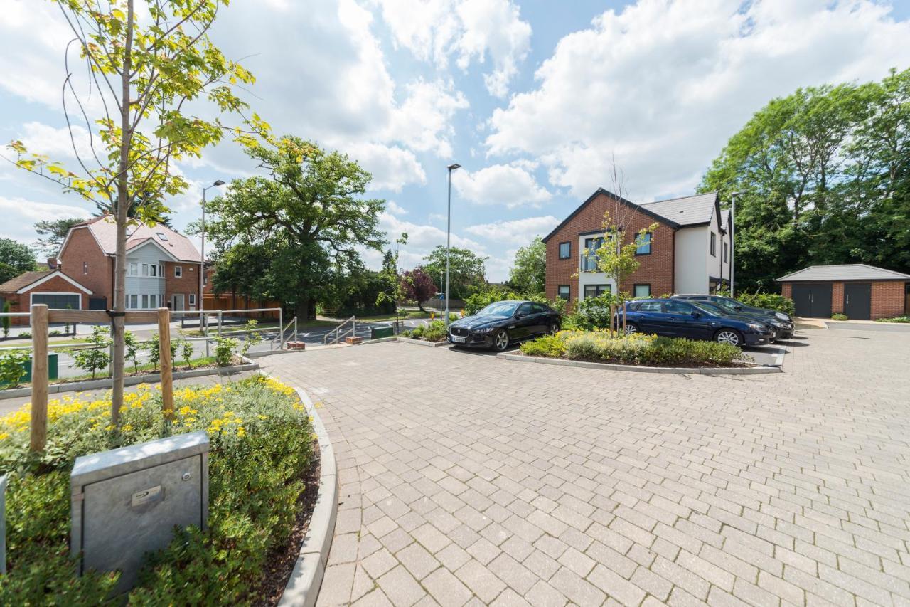Greenfield Modern 3Br Home - Southcote Lane , Reading Exteriör bild